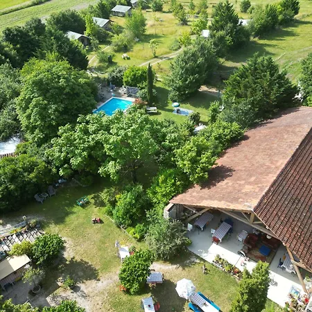Les Escaliers De La Combe Maison d'hôtes Saint-Matré